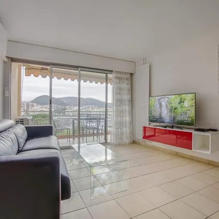 Luxury Flat With Swimming Pool 아파트