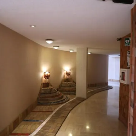 Luxury Flat With Swimming Pool *